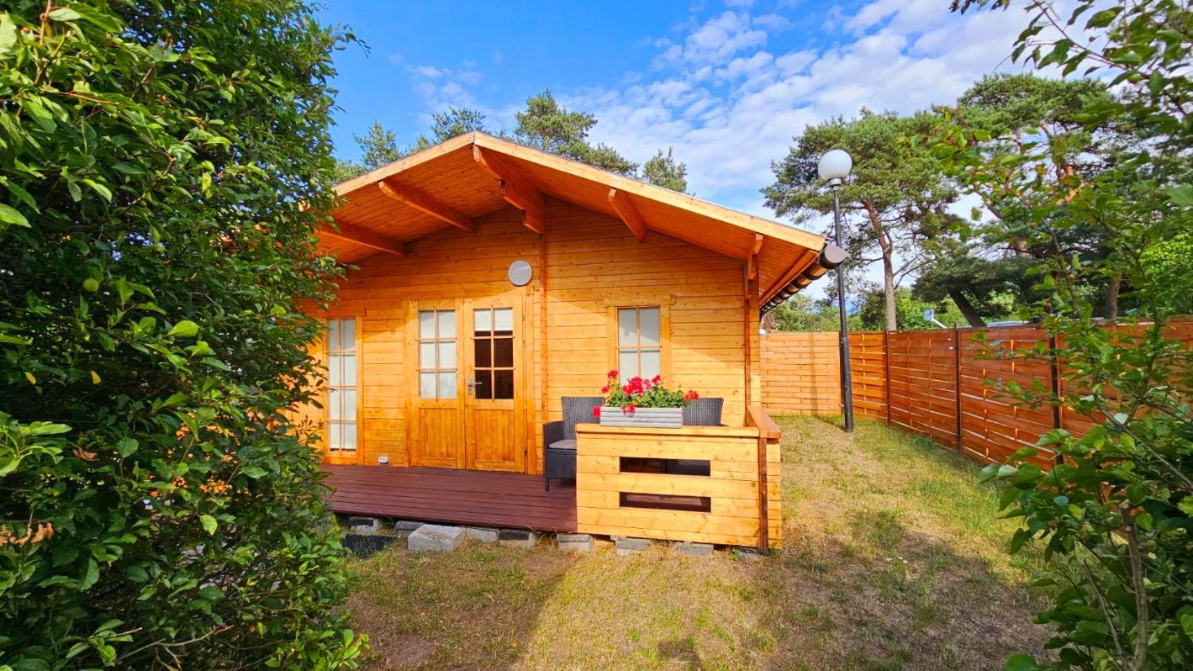 Osrodek Beata / Fiord Bed & Breakfast Smoldzinski Las Exterior photo